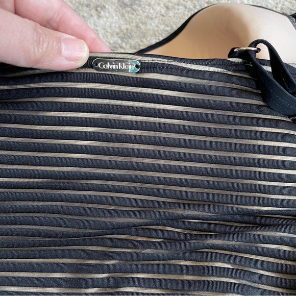 CALVIN KLIEN ONE-PIECE SWIMWEAR SIZE 8 - Picture 4 of 7